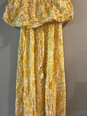 Yellow & White Printed Strapless Maxi Dress